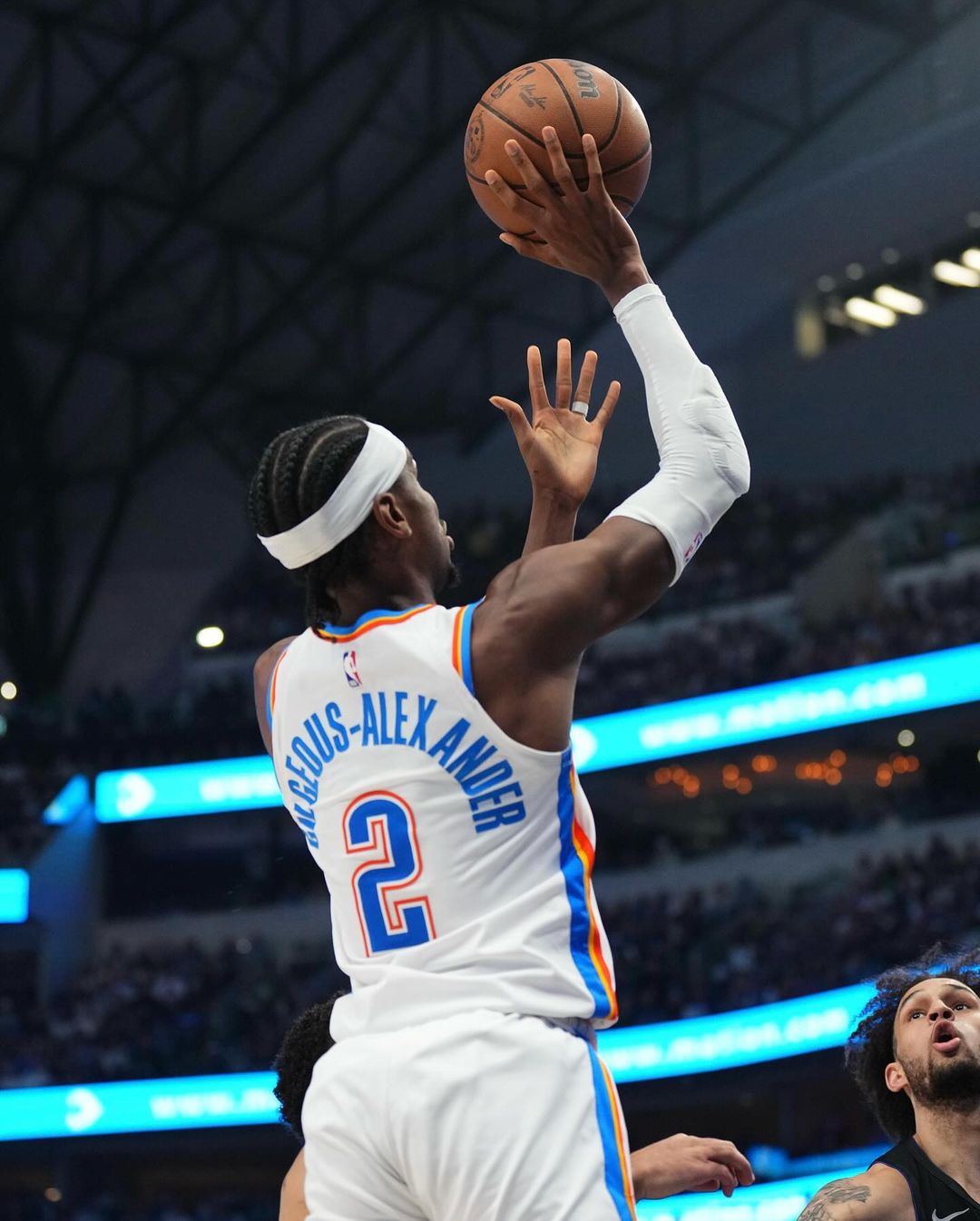 雷霆队, 独行侠, 东契奇, 欧文, 亚历山大