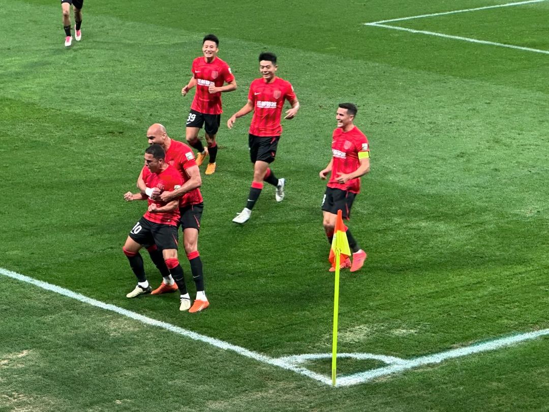 亚冠目标, 中超第16轮, 青岛海牛队, 成都蓉城队