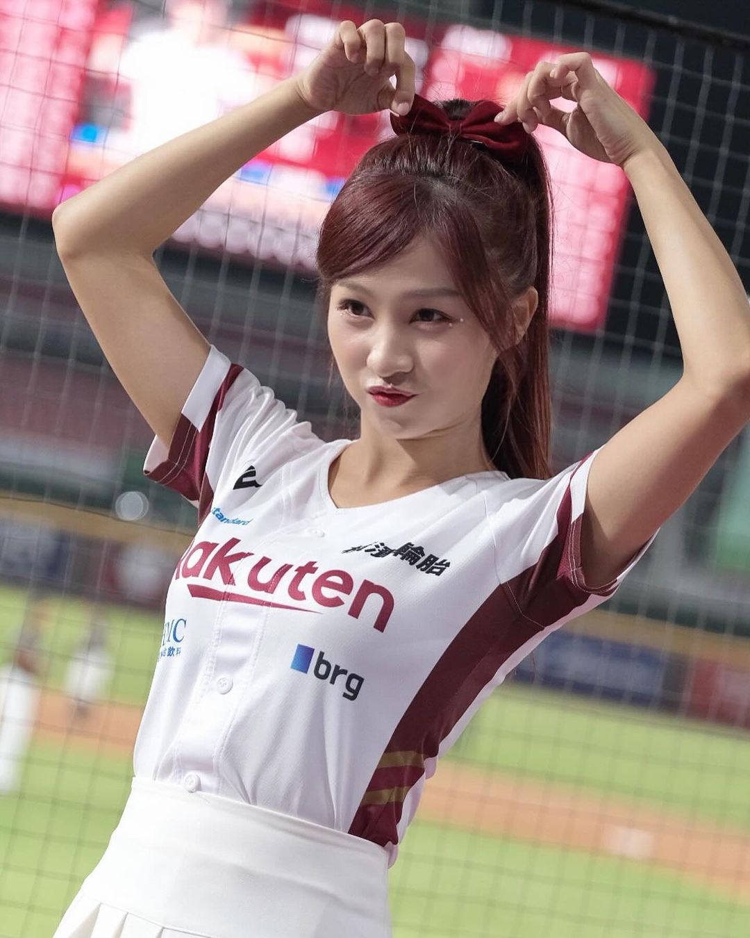 职棒,乐天精灵,紫庭,新一代,拉拉队女神,紧身薄T, Rakuten Girls, 乐天女孩