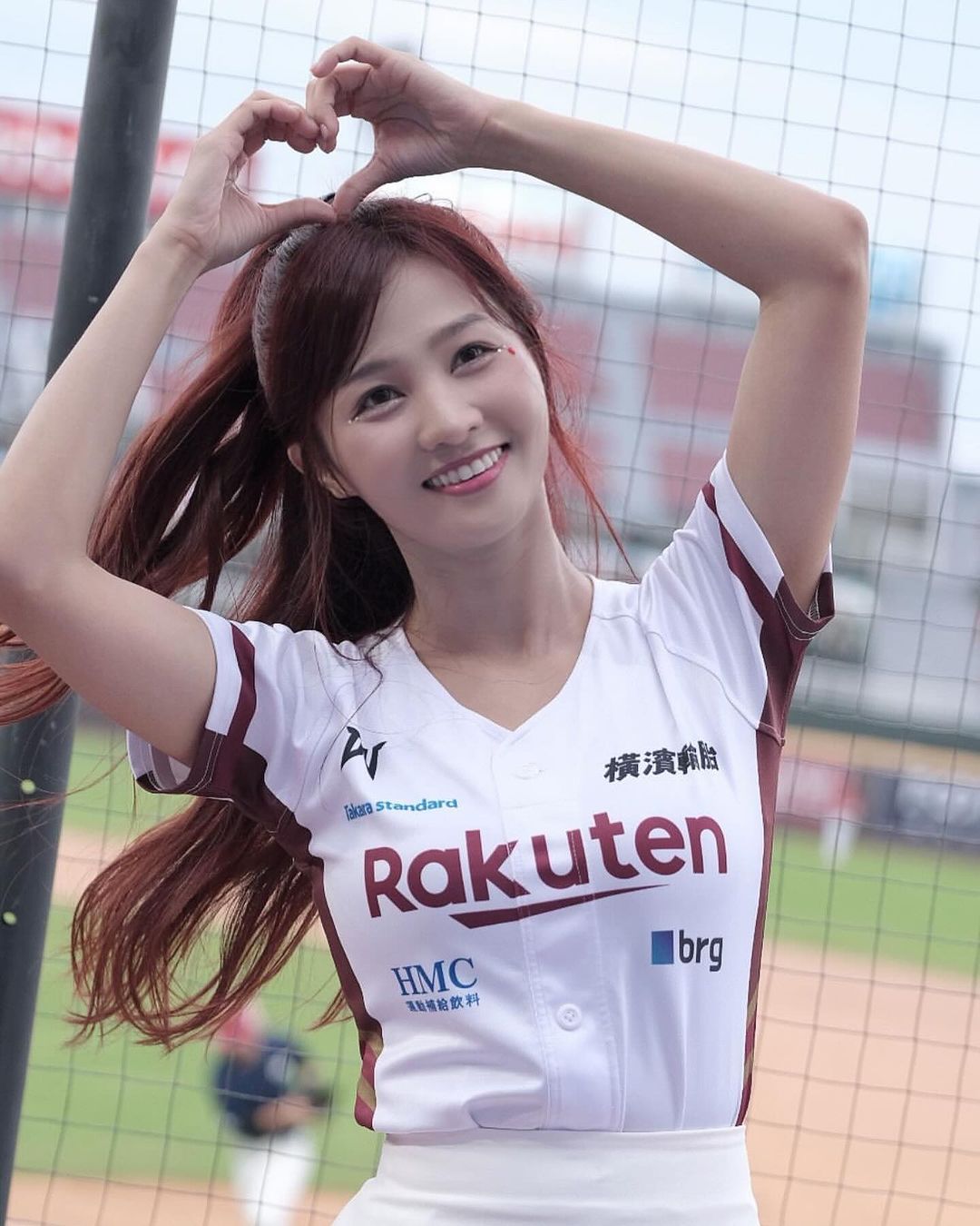 职棒,乐天精灵,紫庭,新一代,拉拉队女神,紧身薄T, Rakuten Girls, 乐天女孩