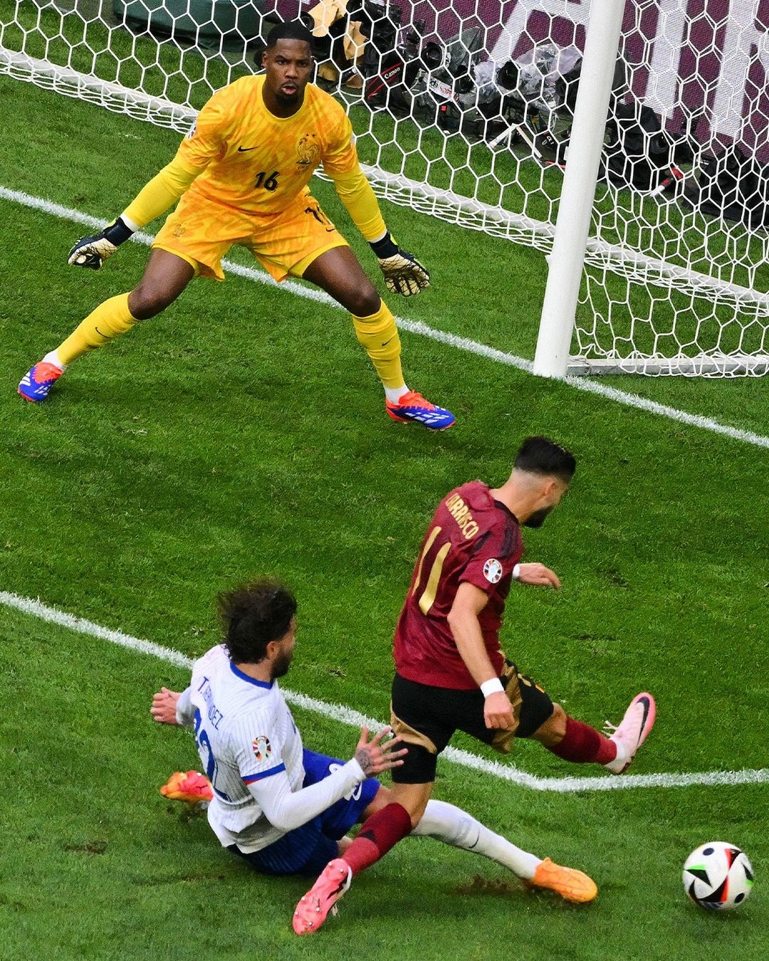 欧洲杯,法国队,比利时队,晋级互博赛事,互博体育, 穆阿尼