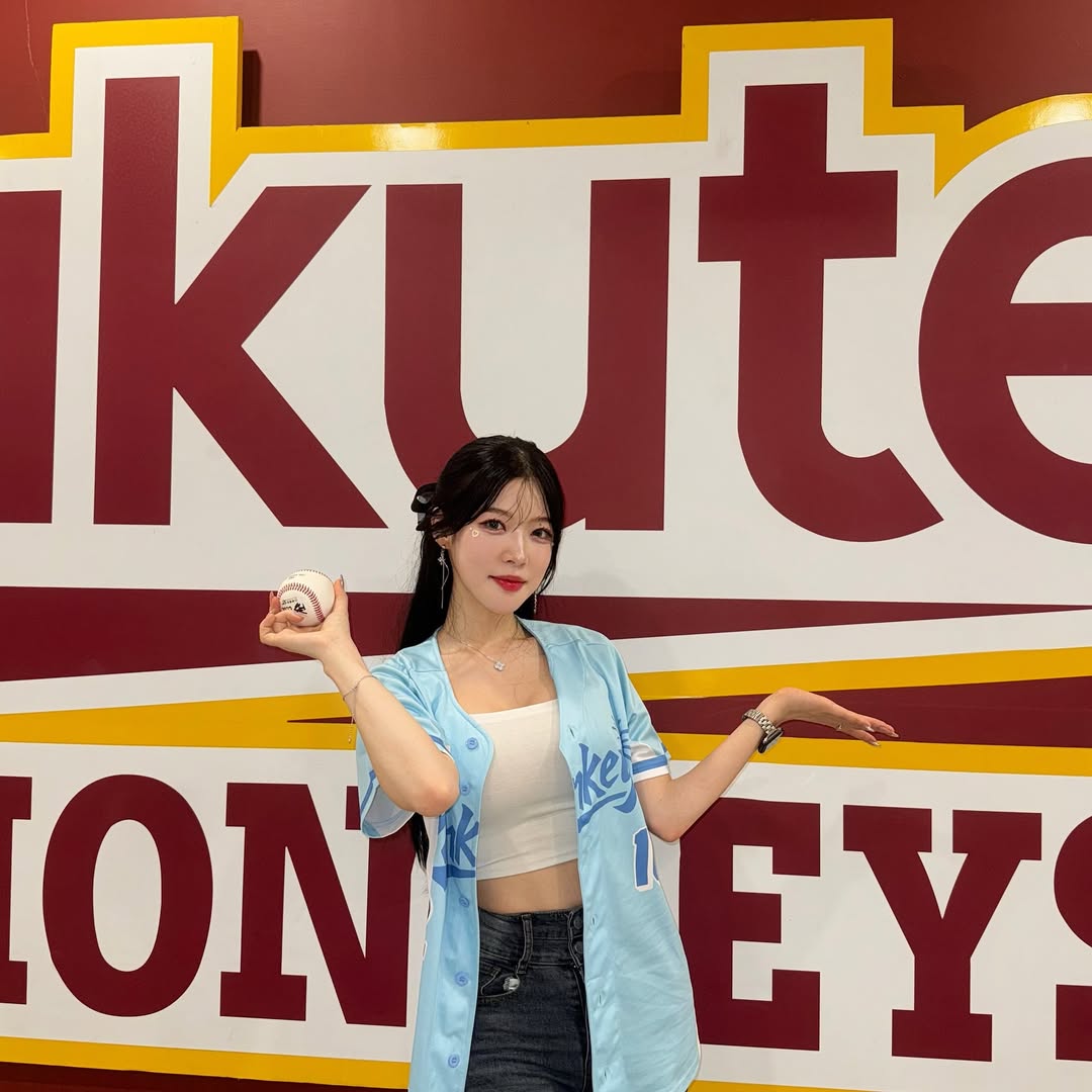 李莹珠,啦啦队女神,梦幻同框,画面好香, 谢艾娜, 乐天桃猿, 应援团长