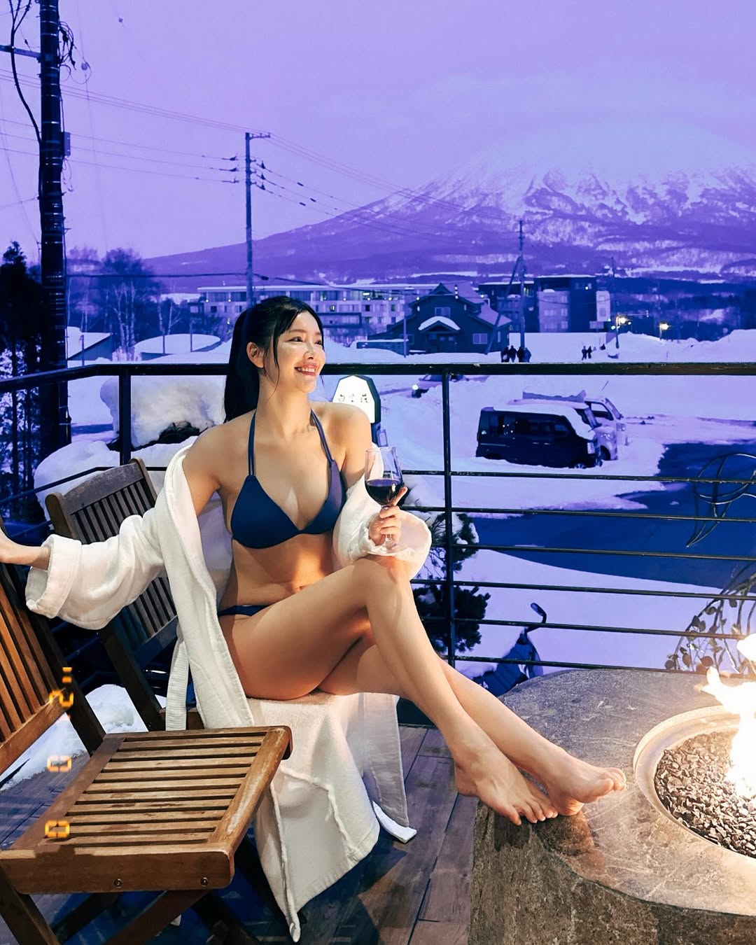 乐天拉拉队,菲菲,李恩菲,火辣解放,比基尼,泳池热舞,水蛇腰, 日本AV女优