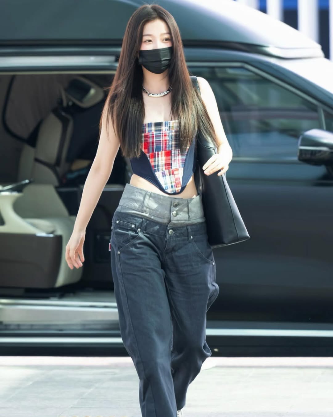 虞书欣,掉粉72万,女星控霸凌,恶行毁容, 苍兰诀, 赵露思