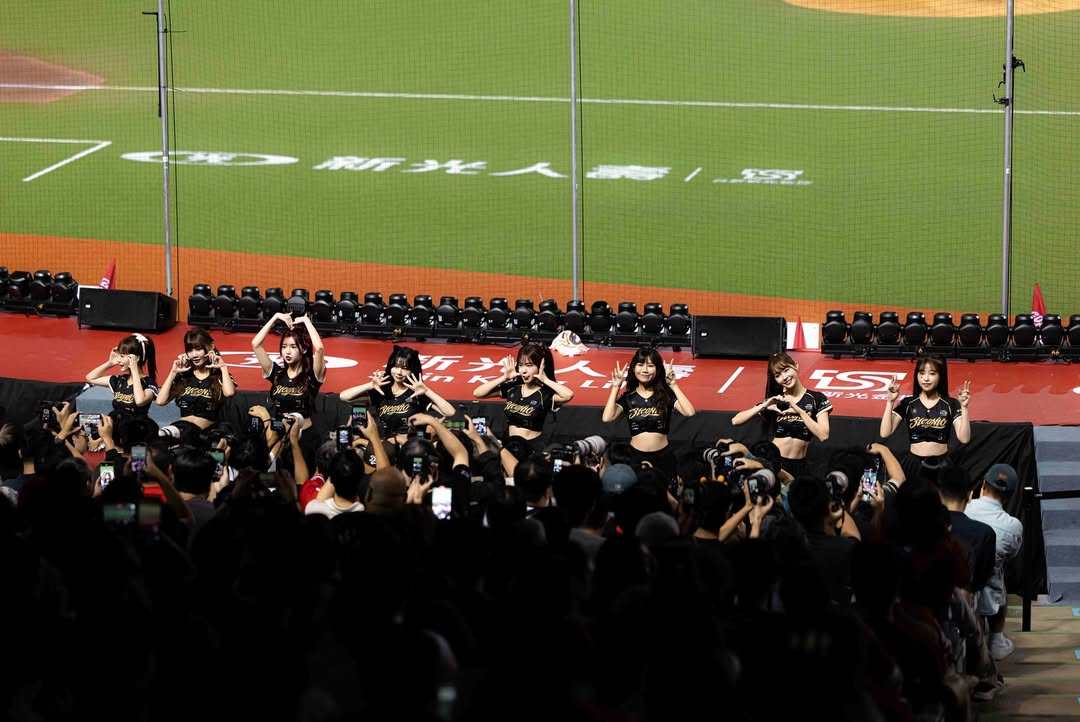 职棒,林智胜,舞台快垮,拉拉队应援, 31CONIC,阿妹, 大师兄, 林禹融