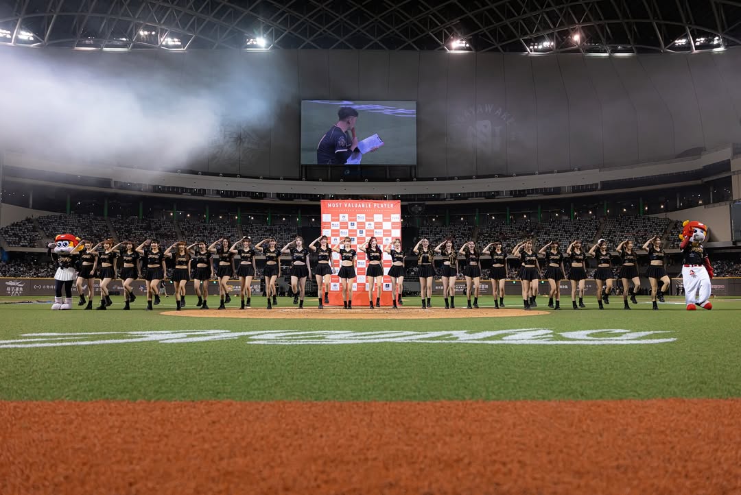 职棒,林智胜,舞台快垮,拉拉队应援, 31CONIC,阿妹, 大师兄, 林禹融