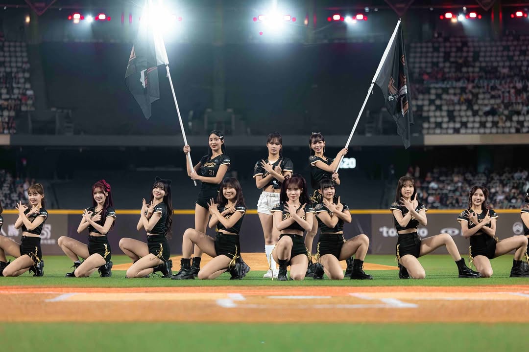 职棒,林智胜,舞台快垮,拉拉队应援, 31CONIC,阿妹, 大师兄, 林禹融