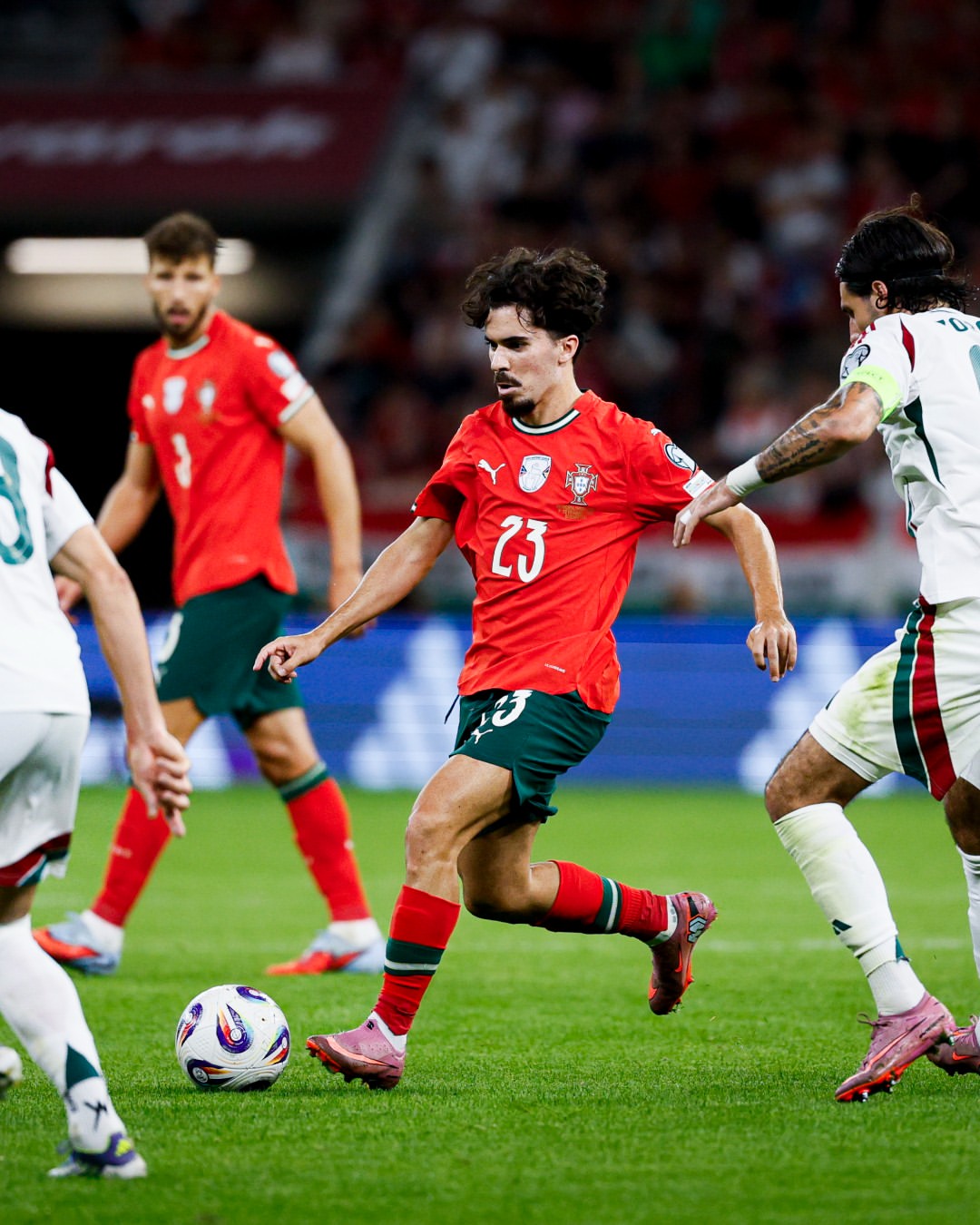 世预赛欧洲区,葡萄牙,逆转匈牙利,C罗点射,沃尔高,双响,坎塞洛建功