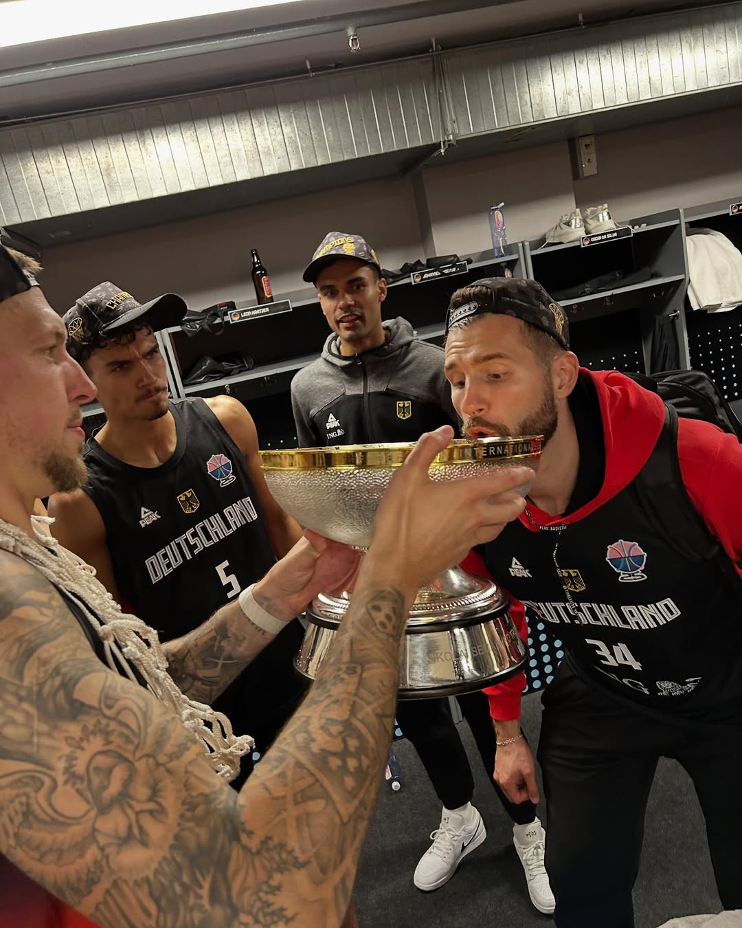 欧锦赛,希腊男篮,芬兰,获季军,字母哥,制胜两罚, 芬兰男篮