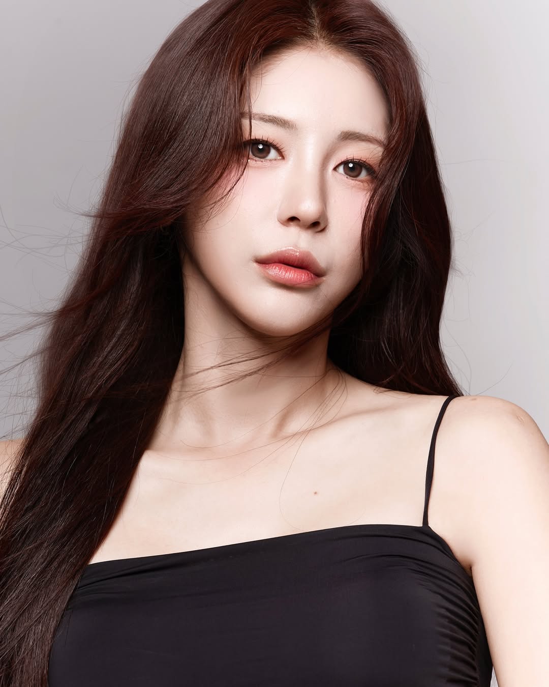 拉拉队,女神结婚,内野手,婚礼喜帖,韩职,KBO,韩华鹰队, 拉拉队成员