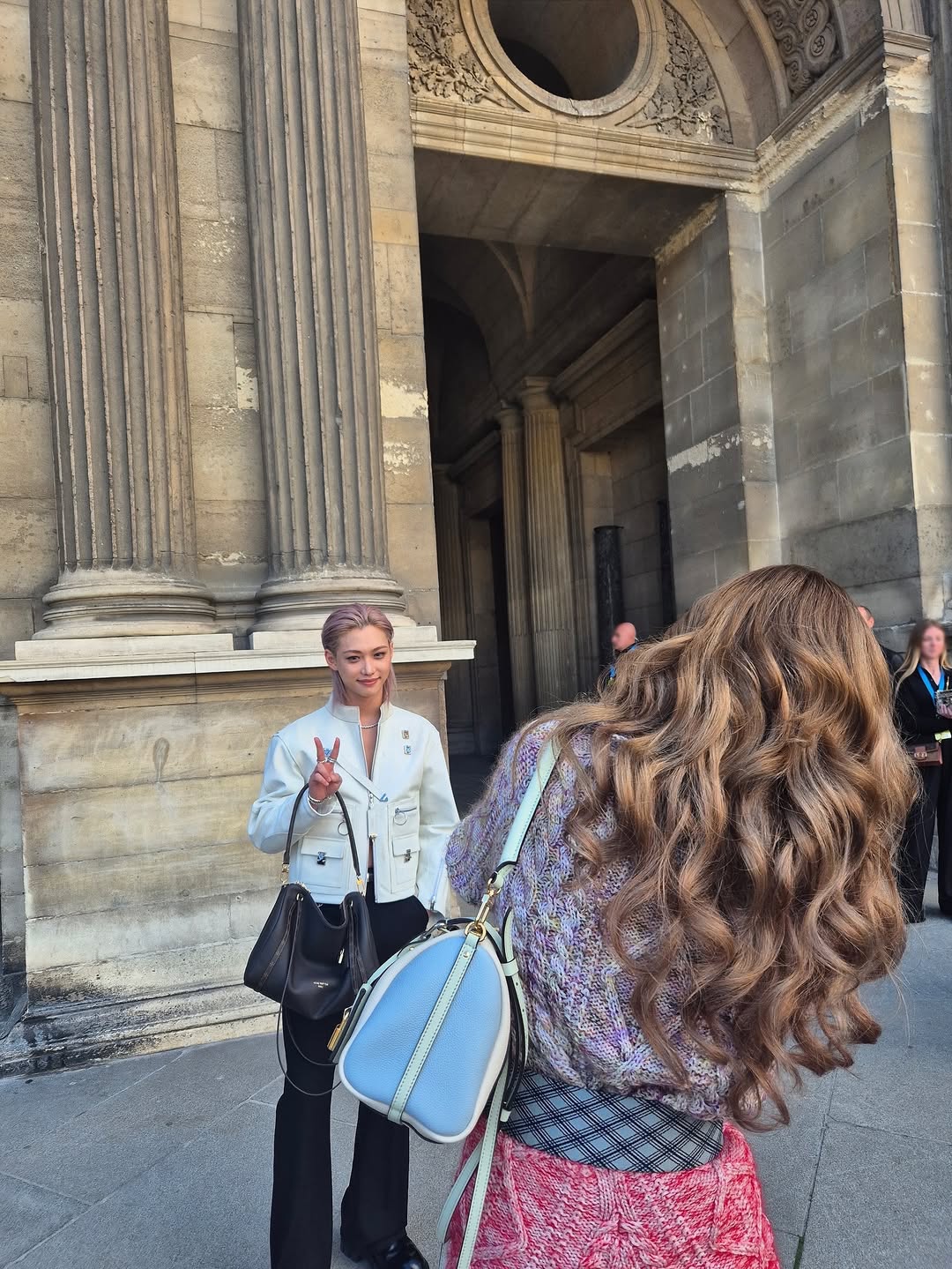 人间芭比,Lisa,浪漫大波浪,超短针织裤,Lisa, Louis Vuitton 