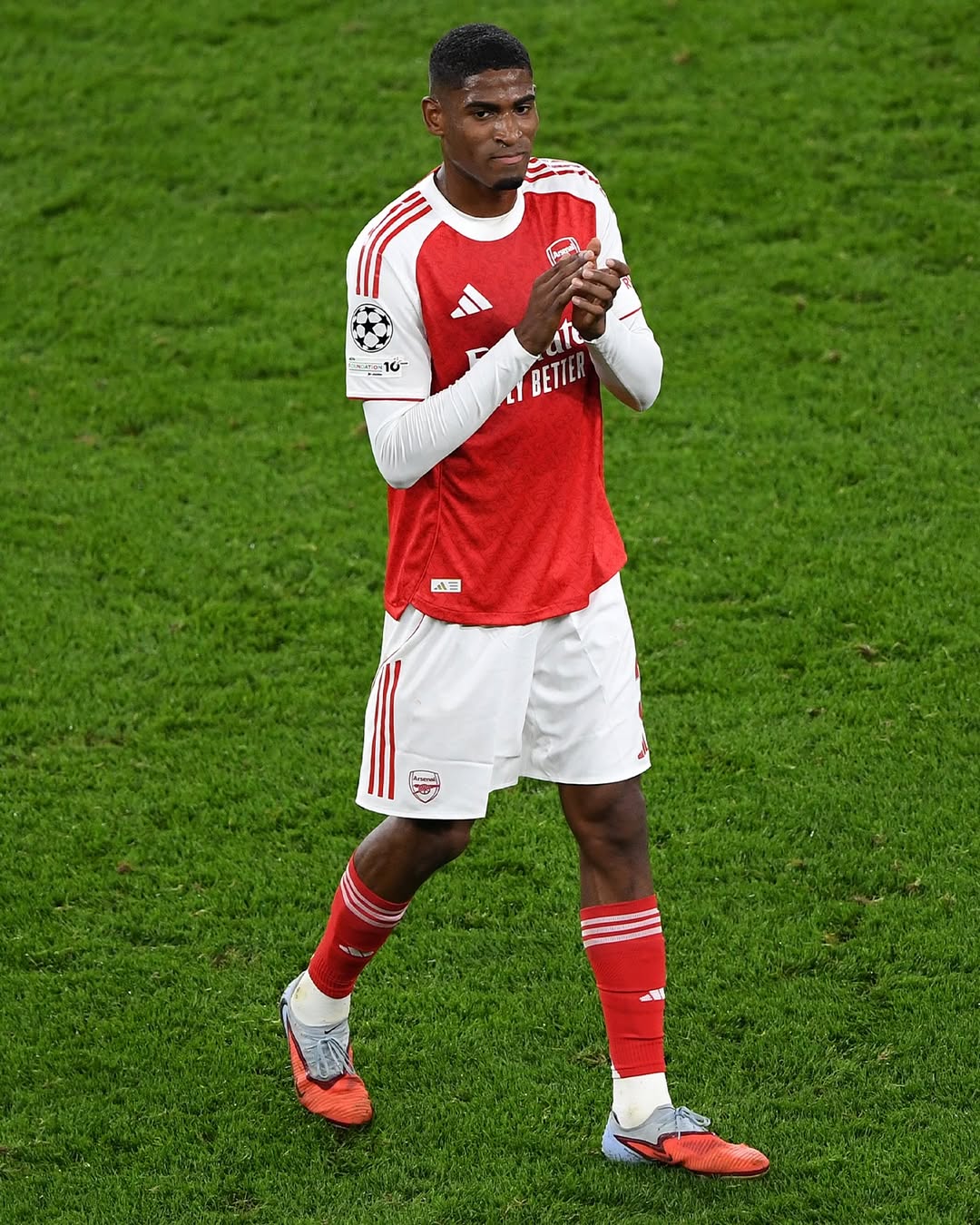 The Arsenal Football Club,欧洲冠军联赛,阿森纳,奥林匹亚科斯,阿森纳