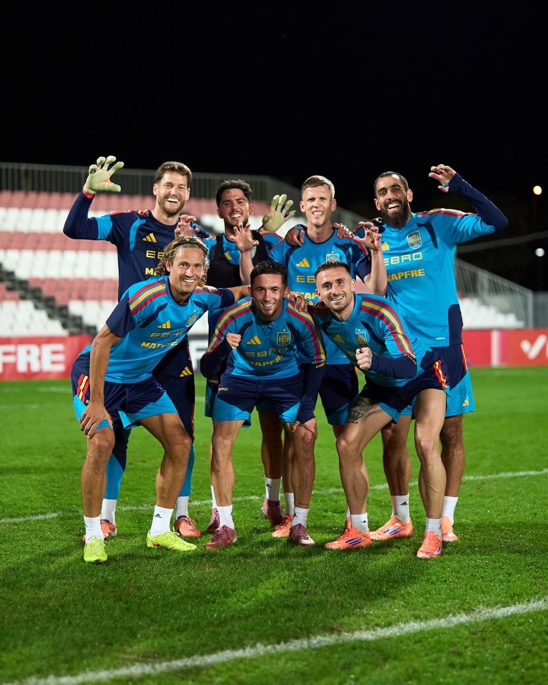 西班牙,世界排名,足球强队,冠军奖杯,西班牙,土耳其,体育前瞻,赛事分析