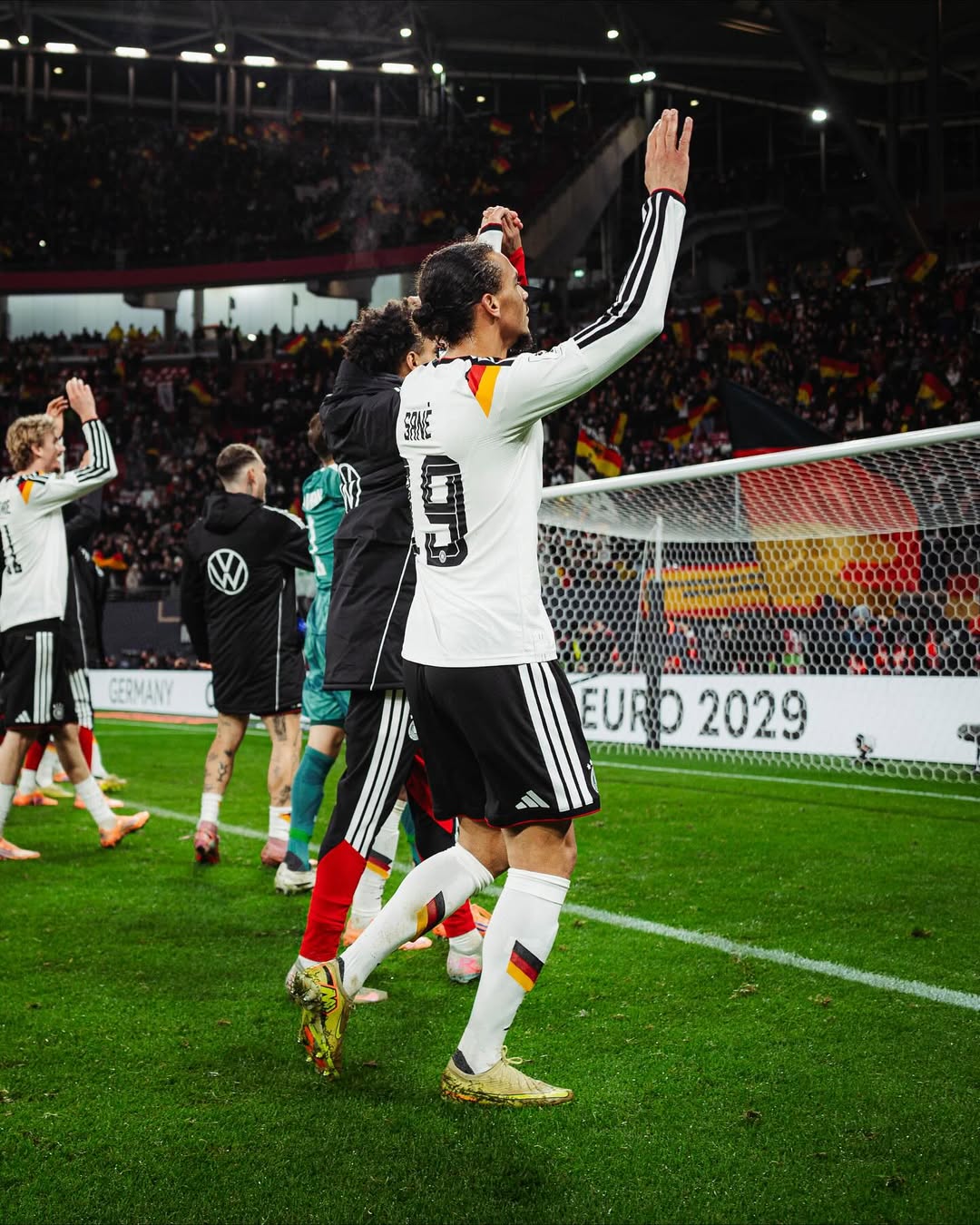 德国,斯洛伐克,5连胜,2026世界杯,萨内双响,维尔茨,助攻