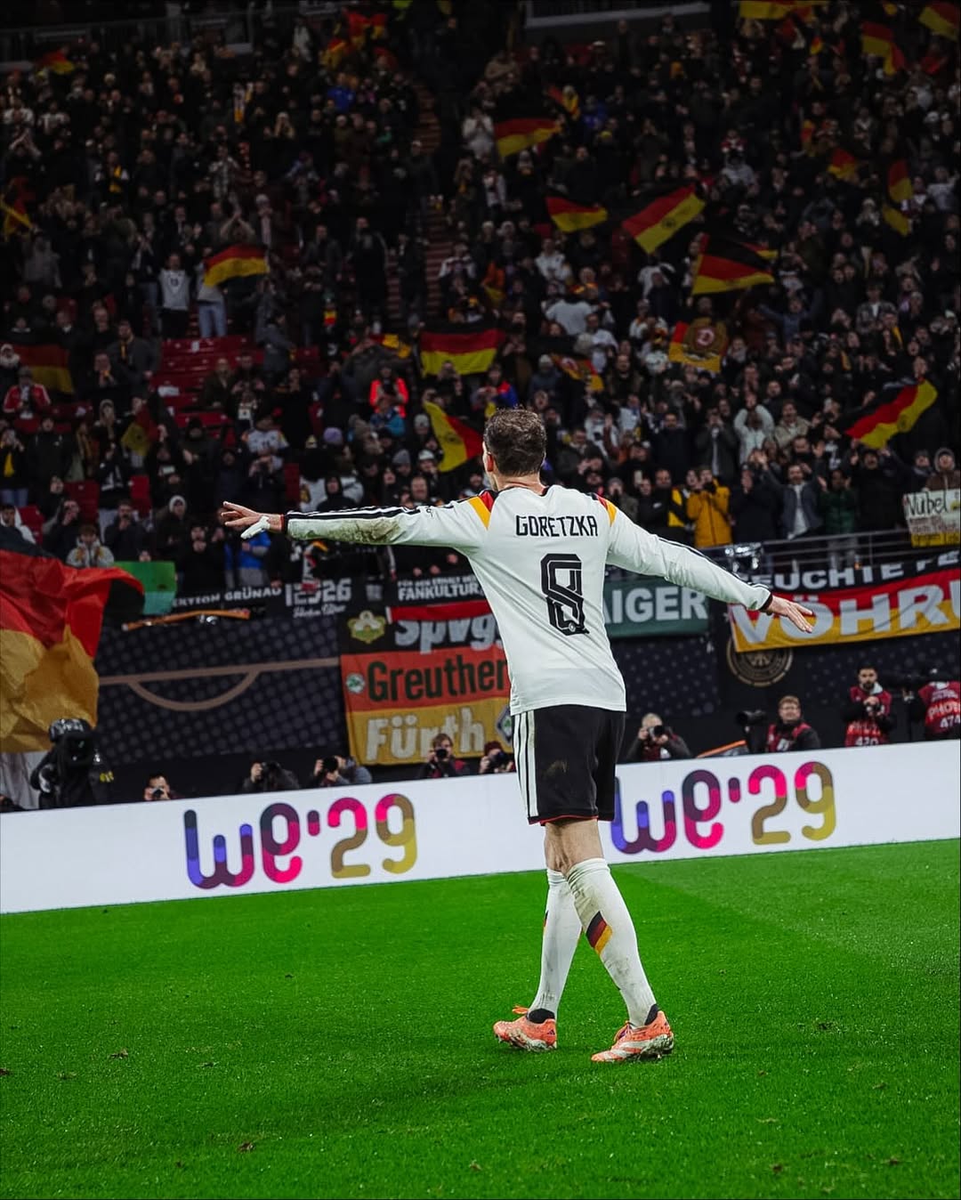 德国,斯洛伐克,5连胜,2026世界杯,萨内双响,维尔茨,助攻