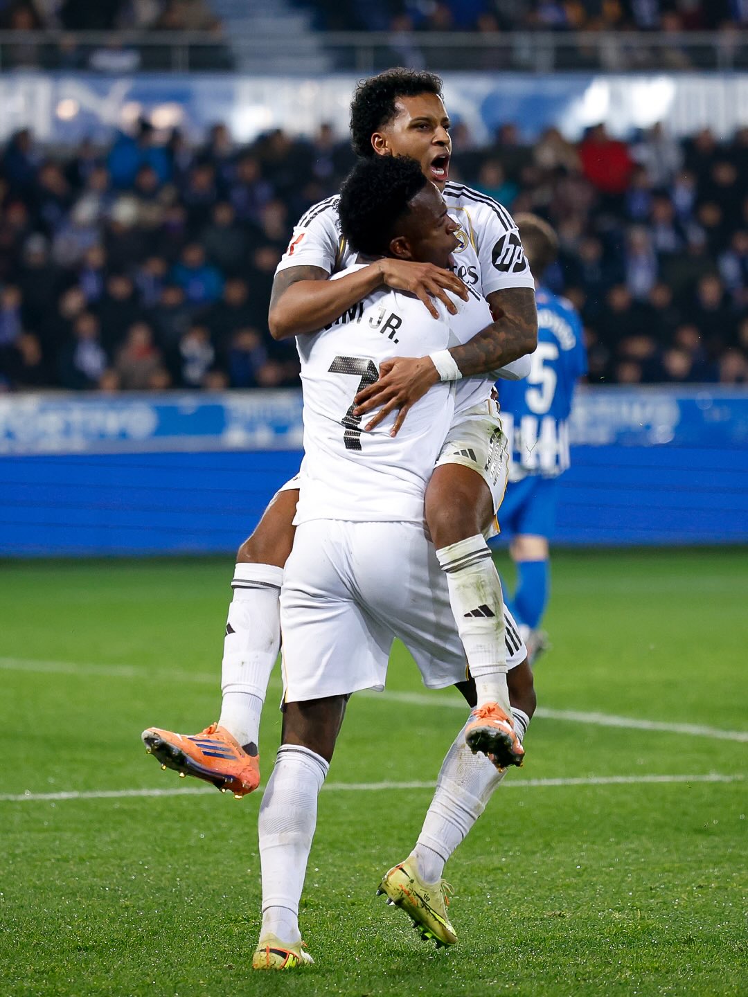 2025-26赛季西甲,皇马,阿拉维斯,姆巴佩,破门,罗德里戈,建功