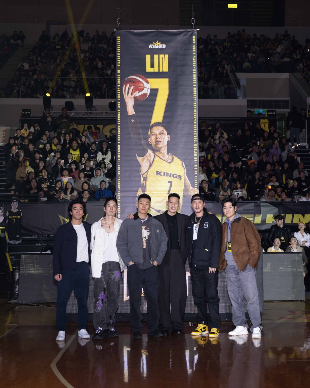 林书豪,正式退役,篮球生涯,NBA,林疯狂,猛龙,NBA总冠军,CBA,北京男篮,广州男篮, 新北国王