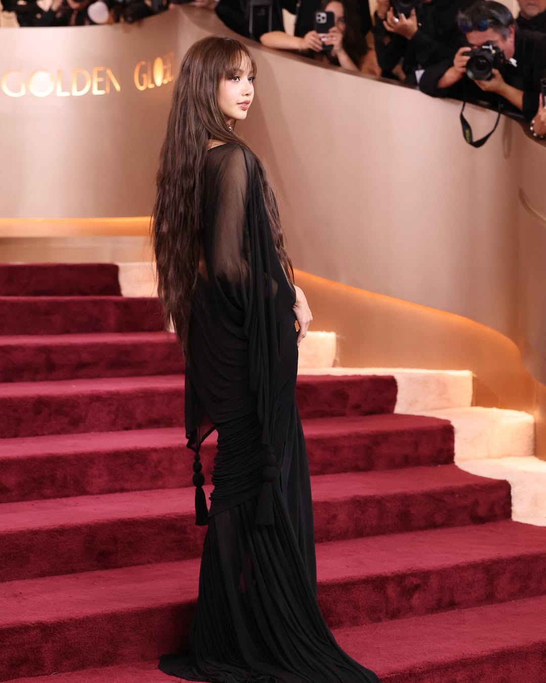 83届金球奖颁奖典礼, BLACKPINK, Lisa, 透视装