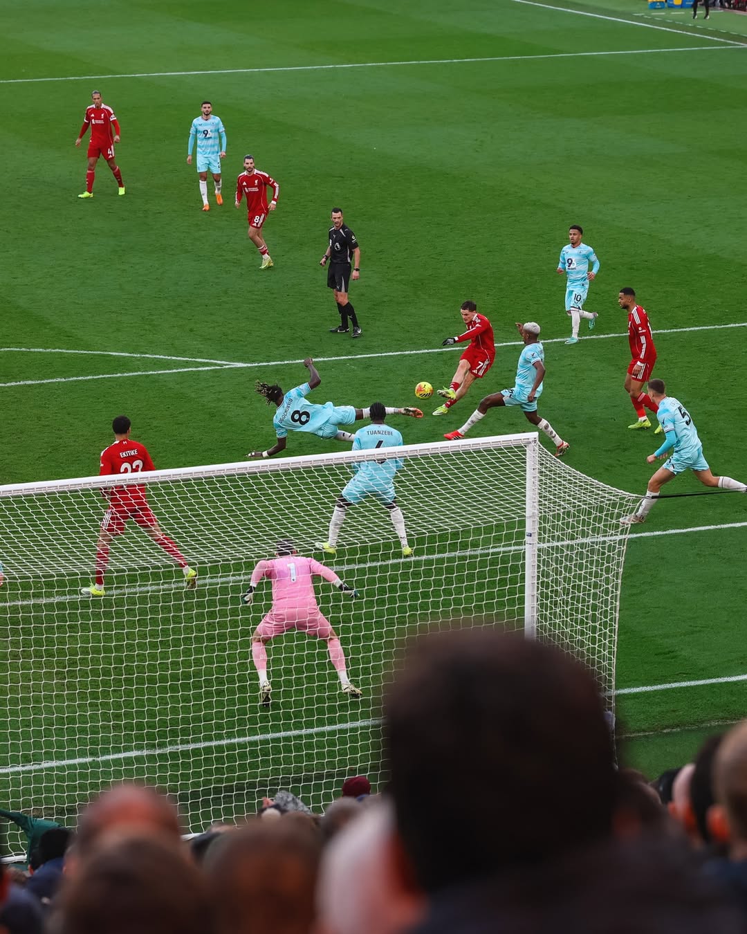 Liverpool Football Club,利物浦,伯尔尼利,维尔茨,破门, 英超