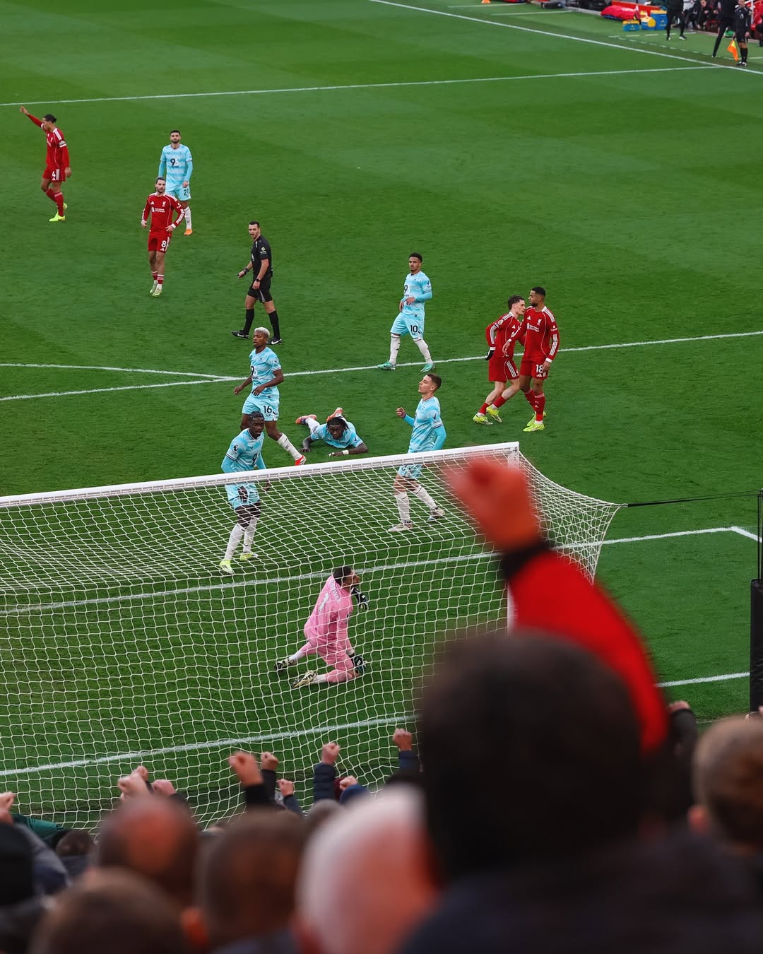 Liverpool Football Club,利物浦,伯尔尼利,维尔茨,破门, 英超
