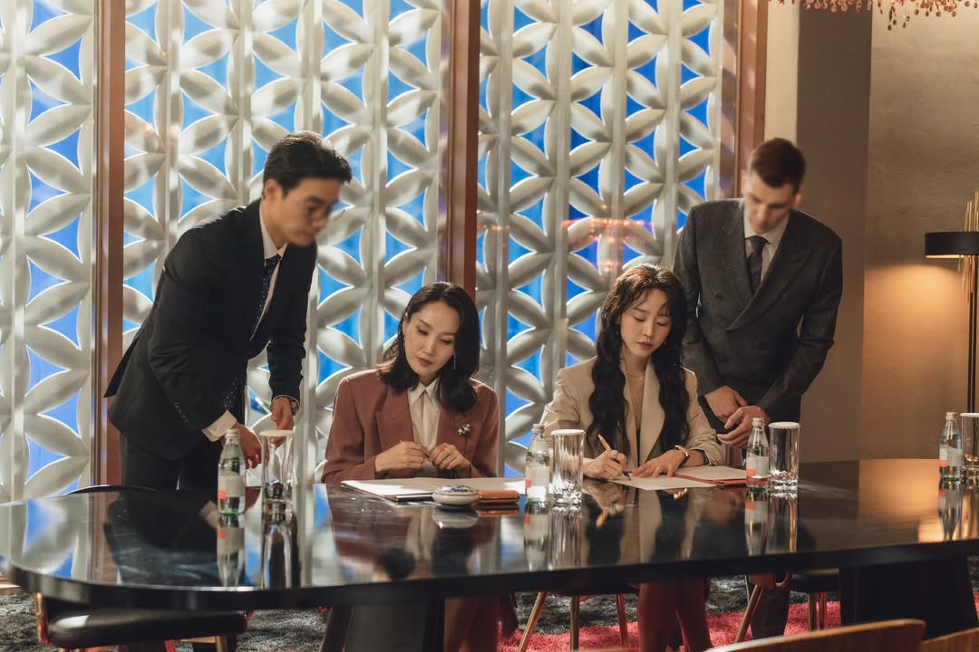 莎拉的真伪人生,Netflix原创韩剧,申惠善,李浚赫