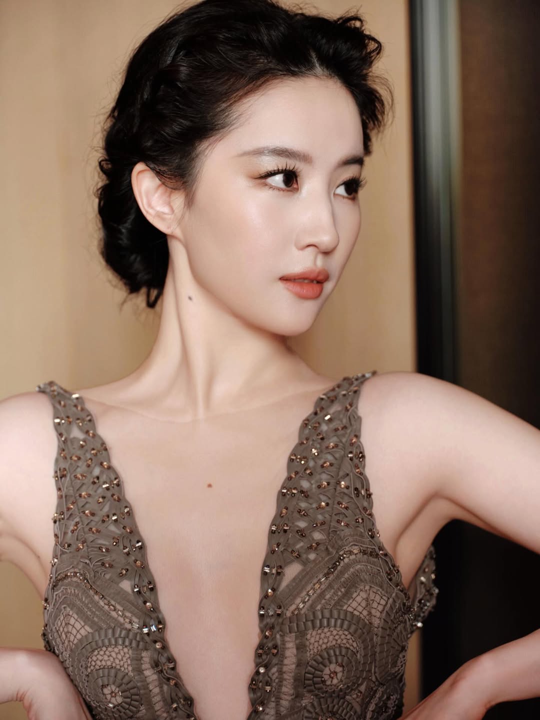 宝格丽,ECLETTICA,刘亦菲,安妮·海瑟薇,杰克·吉伦哈尔