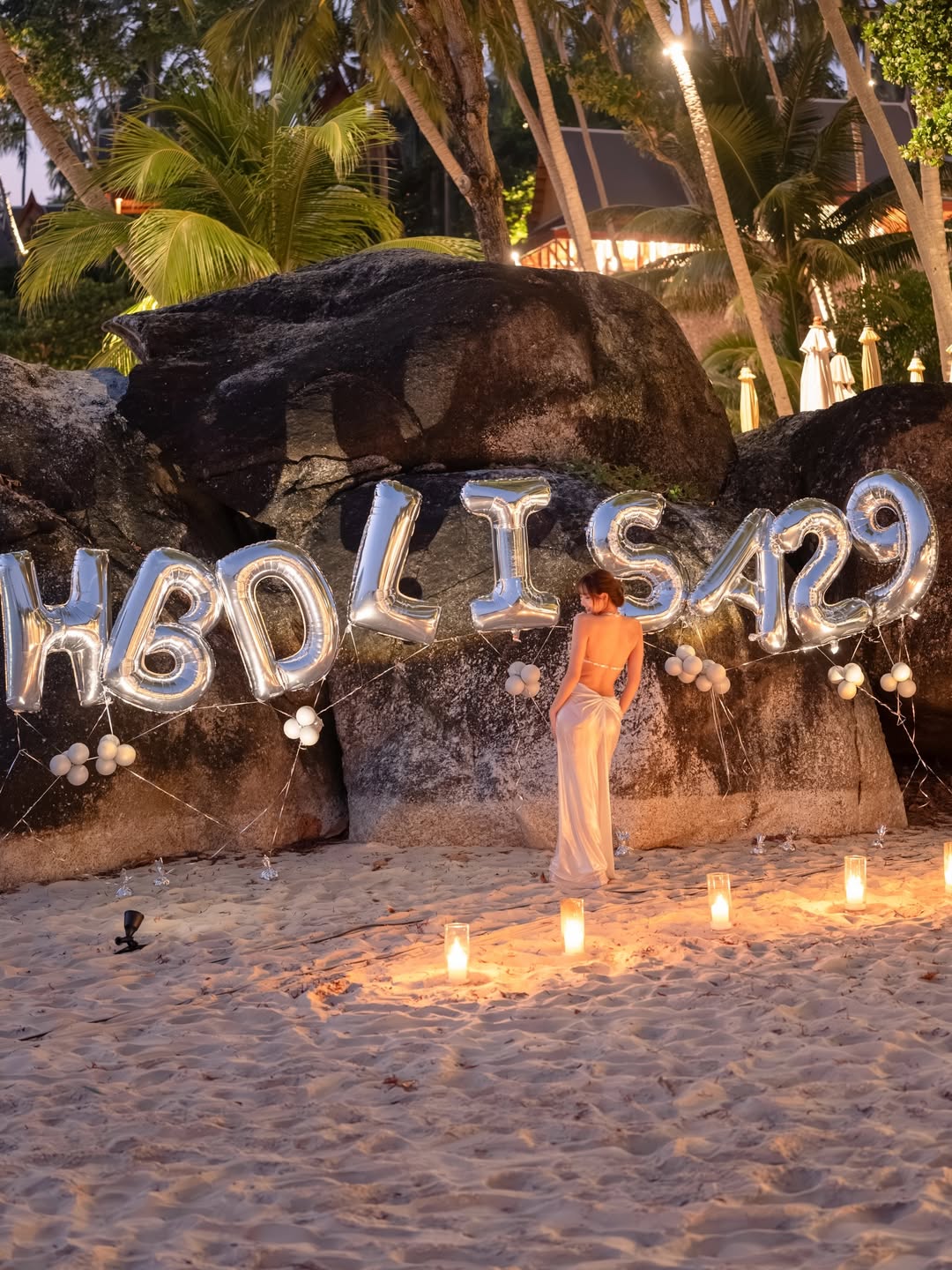 BLACKPINK, LISA,辣翻峇里岛,倒立蜜桃臀,YG娱乐,外国人练习生