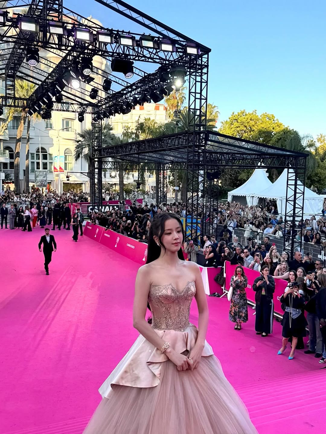 Jisoo, Miss Sohee, BLACKPINK