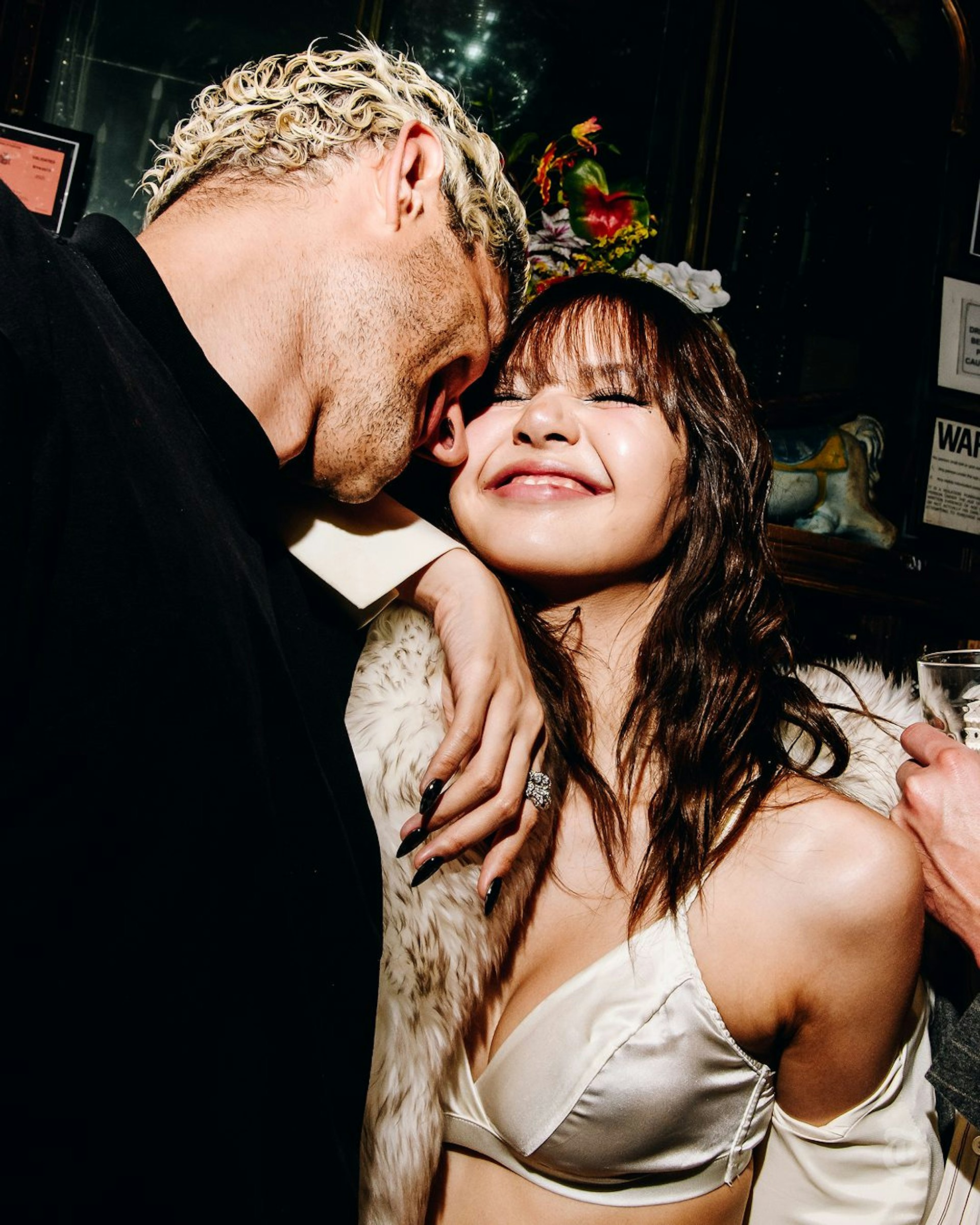 Lisa,亲密贴身,男模照, LV三公子, 疑爆分手, Met Gala