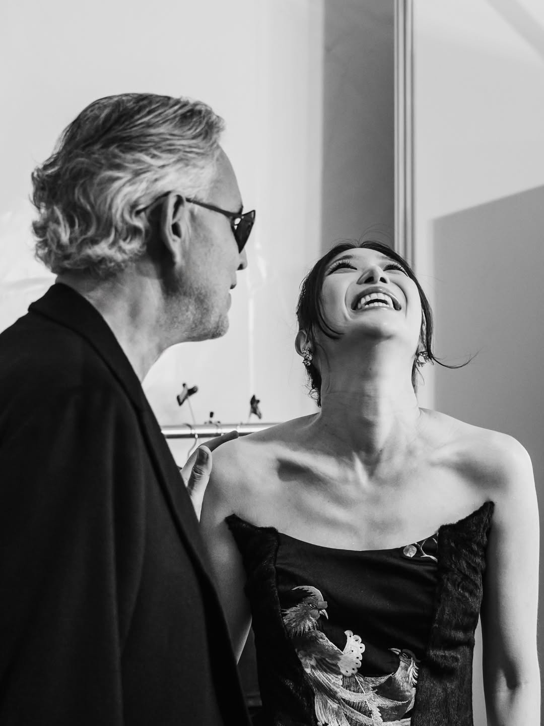 Kpop猎魔女团, 安德烈·波伽利, EJAE, 三届葛莱美奖, Andrea Bocelli, 金恩在, DNA,世界杯