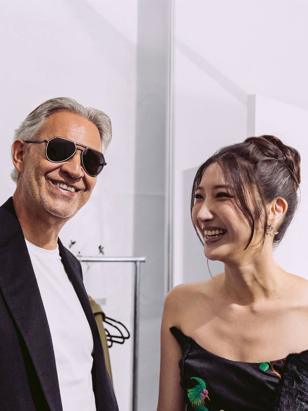 Kpop猎魔女团, 安德烈·波伽利, EJAE, 三届葛莱美奖, Andrea Bocelli, 金恩在, DNA,世界杯