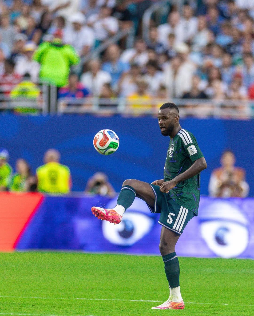 沙特阿拉伯国家男子足球队, 世界杯,FIFA, 乌拉圭队, 世界排名, 阿劳霍, 美加墨世界杯