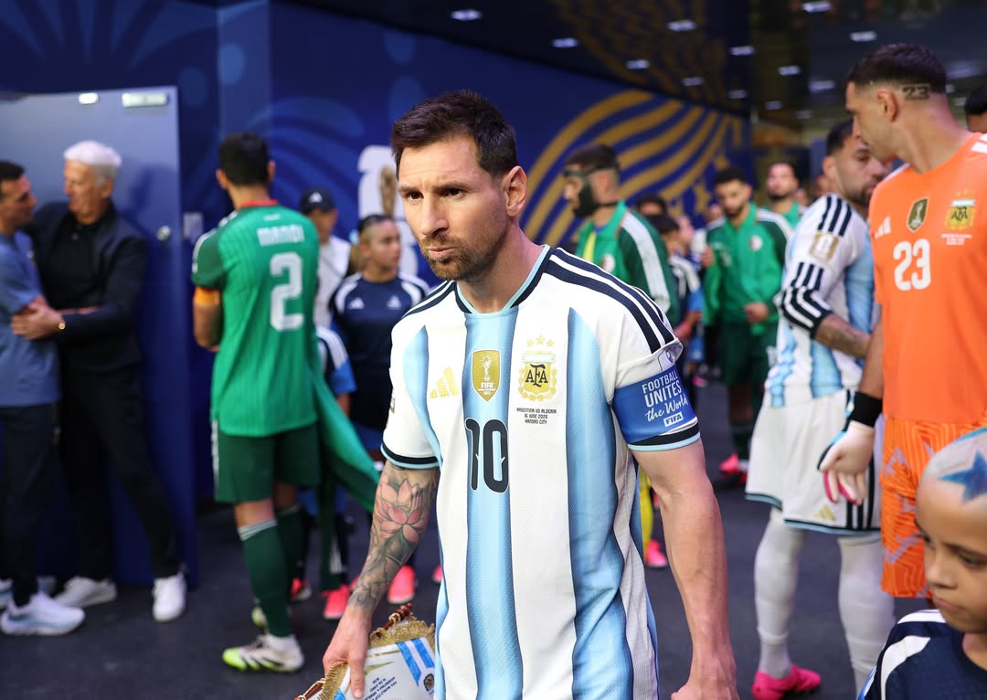 Selección de fútbol de Argentina,美加墨世界杯,帽子戏法,阿尔及利亚,阿根廷,卫冕冠军,世界杯J组 足坛球王 