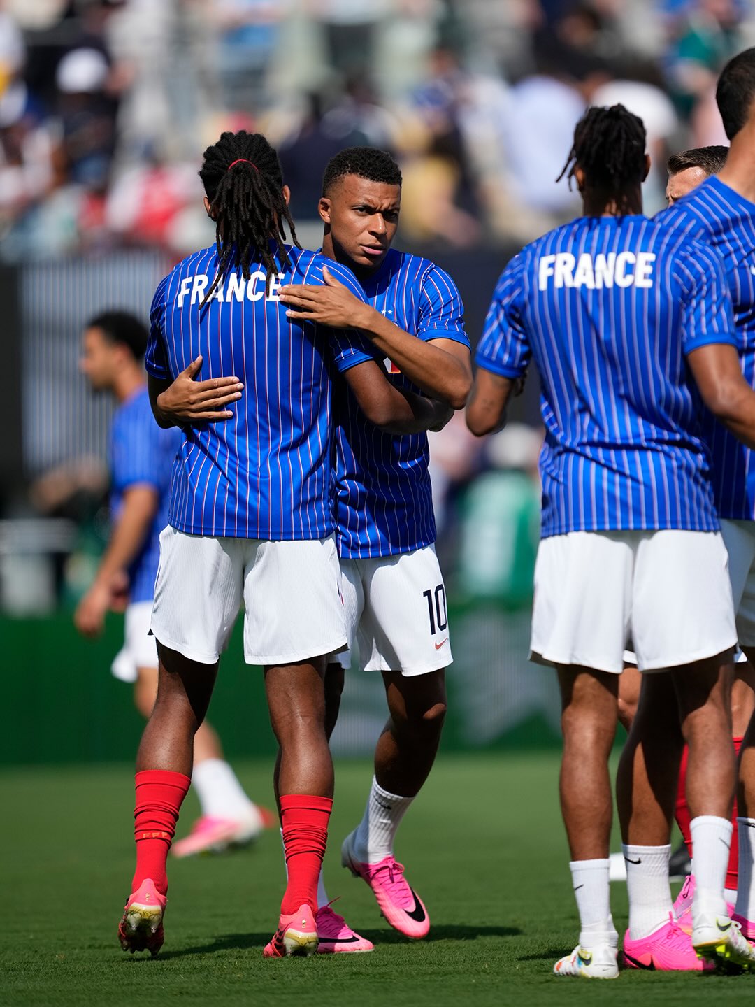 法国国家足球队, Équipe de France de football, 瑞典国家足球队, 美加墨, 姆巴佩破门, 晋级16强