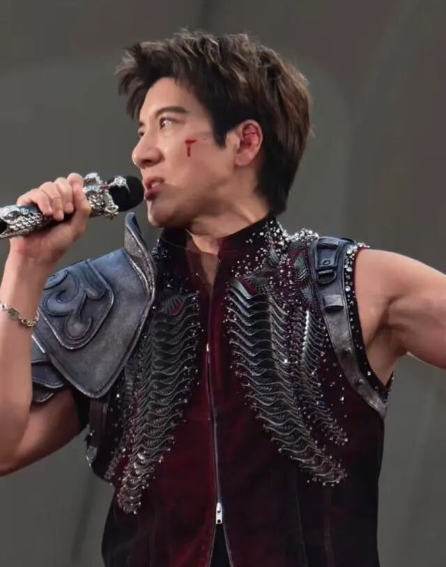 王力宏重摔