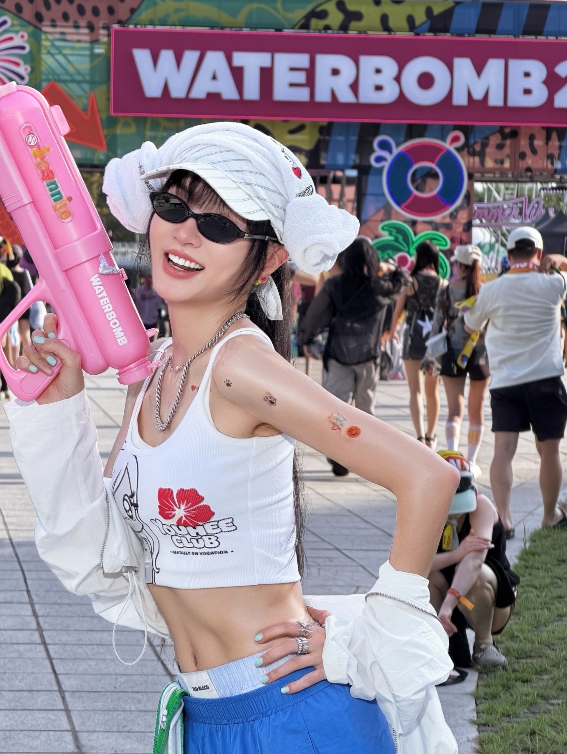 谢金燕,Waterbomb,首尔,腹肌,搭讪, 首尔朝圣水炸弹, 51岁冻龄